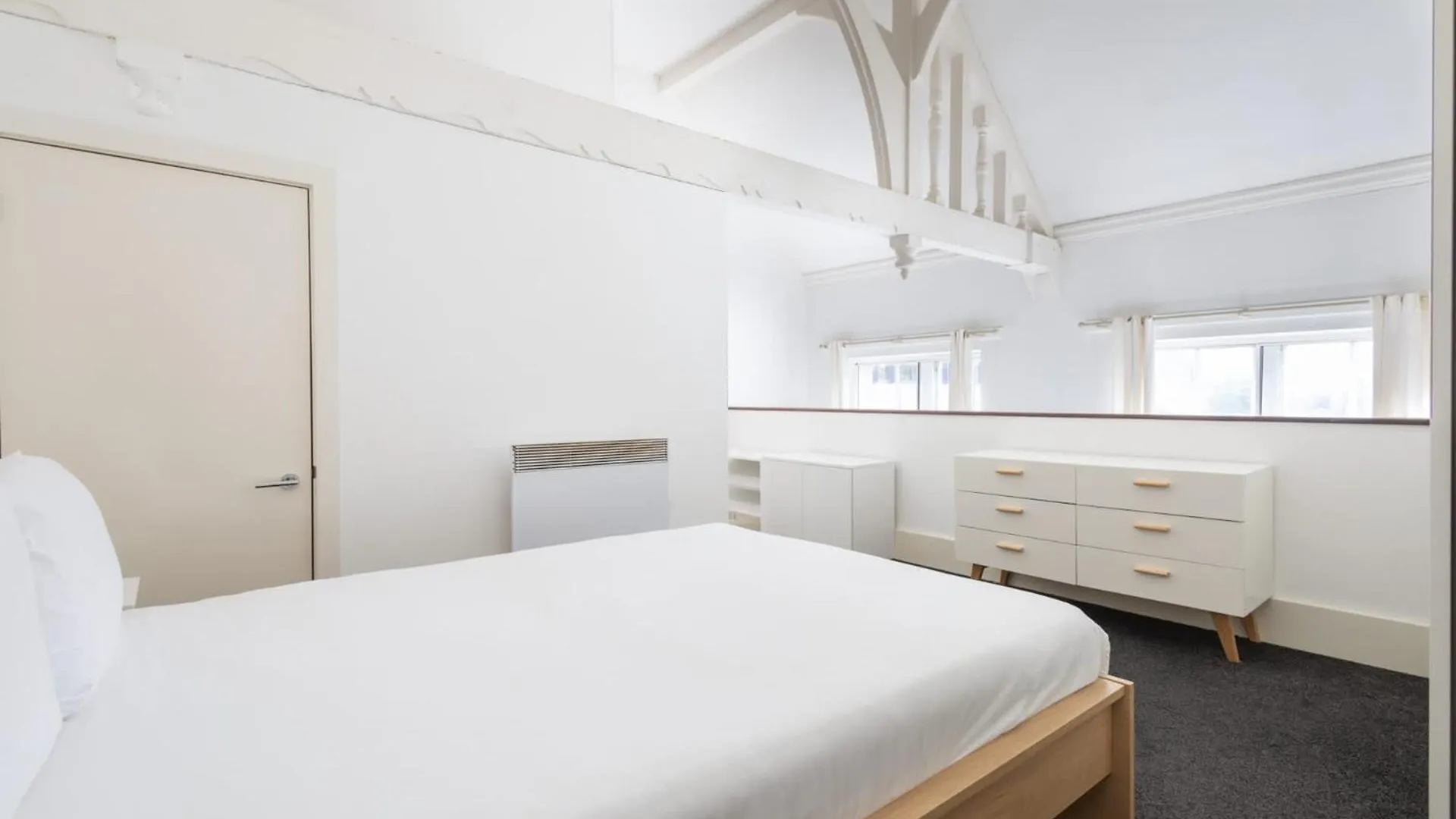Host & Stay - City Hall View Sheffield Apartman